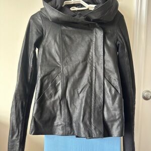 Danier Women's Black Leather Jacket with Unique Collar